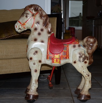antique horse for DadsDecoded